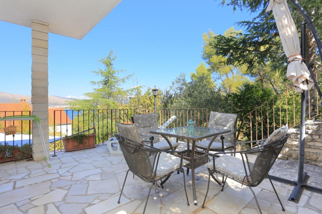 Apartments By The Sea Okrug Donji, Ciovo - 12502 Okrug Gornji Kültér fotó